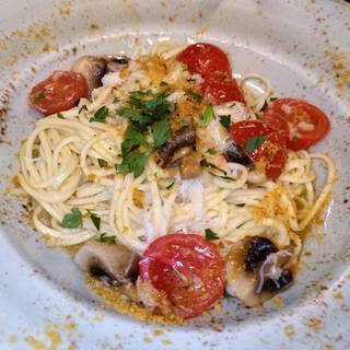 ズワイガニとカラスミのアーリオオーリオ