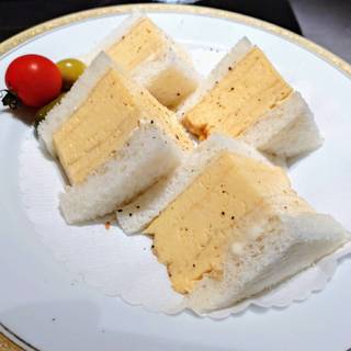 ダシマキタマゴダケ