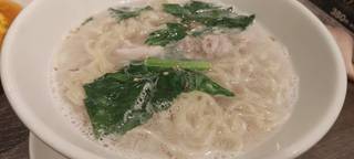 ＹＲＣ鶏白湯ラーメン