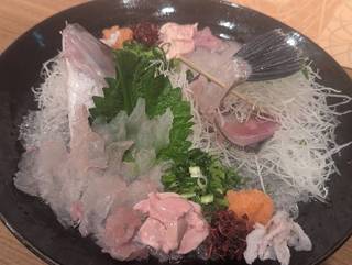活カワハギうす造り