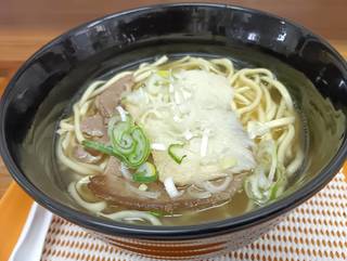 八重山そば（小）５００円