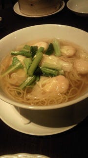 プリプリ海老ワンタン麺