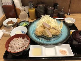 国産銘柄豚　上ヒレカツ定食