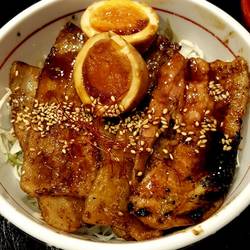 イクスピアリ いち膳屋 ICHIZEN‐YA 炭焼豚丼 の画像