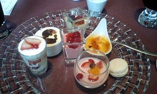 デザートビュッフェ