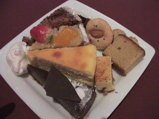 デザートビュッフェ