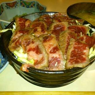 和牛のステーキ丼