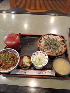 ざる・牛焼肉丼