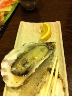 サロマ産殻付きカキ