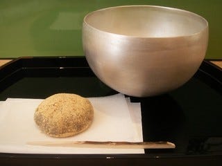 ワラビ餅と抹茶のセット