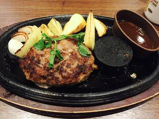 プレミアムハンバーグステーキ　トリュフソース（１８０ｇ）