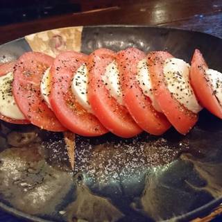 トマトのカプレーゼ