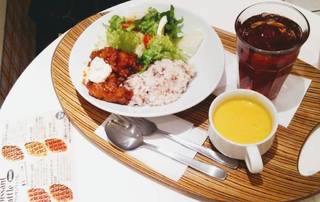 甘辛チキン雑穀ごはん＆サラダ