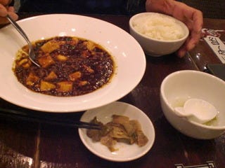 麻婆豆腐と定食セット
