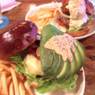 アボガドのハンバーガー