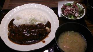 骨付きポークカレー