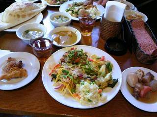 ＥＴＨＮＩＣ　ＬＵＮＣＨ　ＢＵＦＦＥＴ