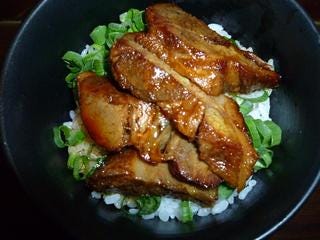 チャーシュー丼