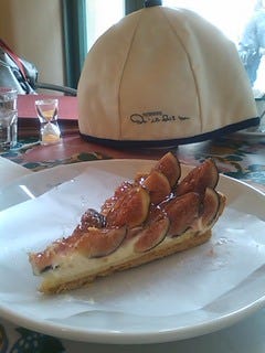 黒イチジクのタルト