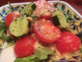 塩麹ドレッシングのトマトサラダ