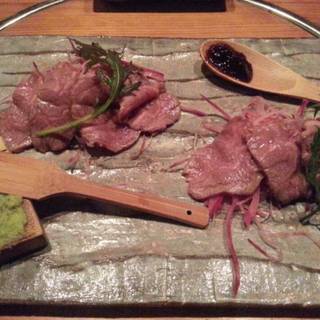 希少部位千本肉のあぶり刺身