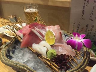 お造りの盛り合わせ