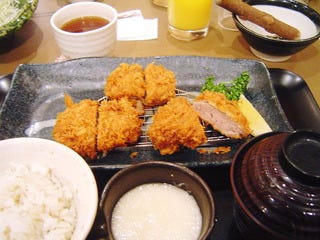 ひれかつと　とろろ定食