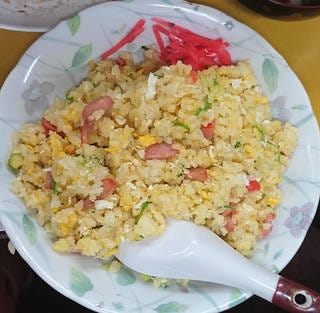 大盛りチャーハン