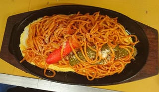 鉄板ナポリタン