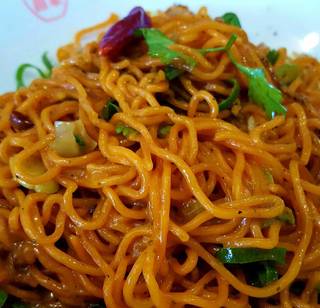 麻辣・汁なし担々麺