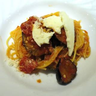 ナスとモッツアレラのトマトスパゲティー