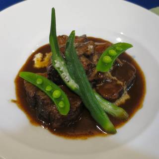 牛肉の赤ワイン煮