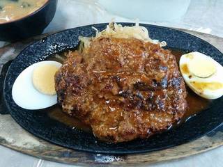 ハンバーグ定食