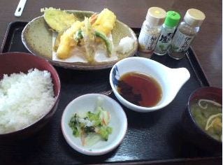 夏の味わい天ぷら　ご飯セット
