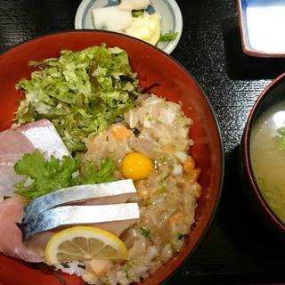 漁師丼