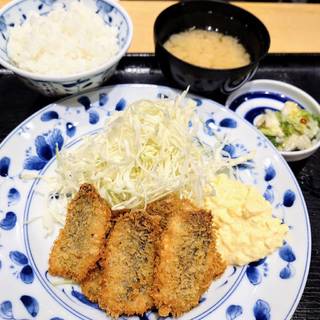 ひとくちアジフライ定食