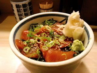 まぐろ丼