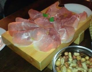 まな板ごと生ハム