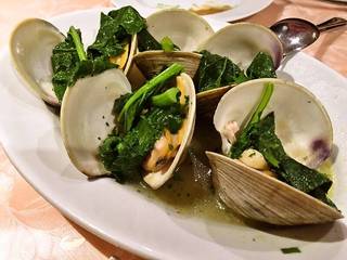 船橋三番瀬産　かねはちさんの　白ハマグリ（ホンビノス貝）の白ワイン蒸し