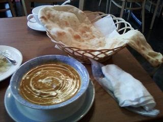 チキンカレーとナン