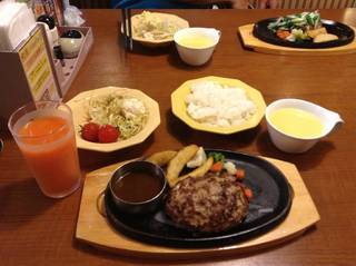 チーズハンバーグ