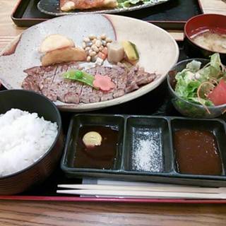 サーロインステーキ定食