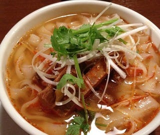 サンラー刀削麺