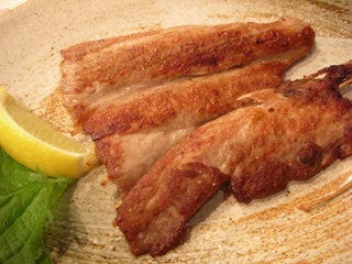 まぐろのスペアリブ