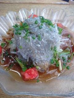 ＰＩＣＯ風生シラスのカルパッチョ