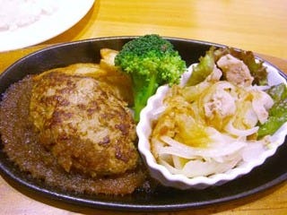 ハンバーグ＋生姜焼き