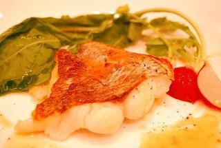 天然真鯛のポワレ　