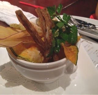 新鮮な野菜のチップス