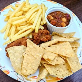 唐揚げ＆ナチョ＆ポテト