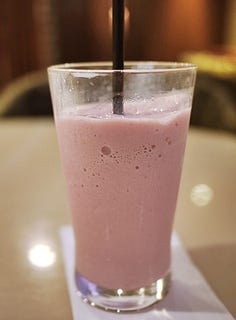 いちごバナナスムージー